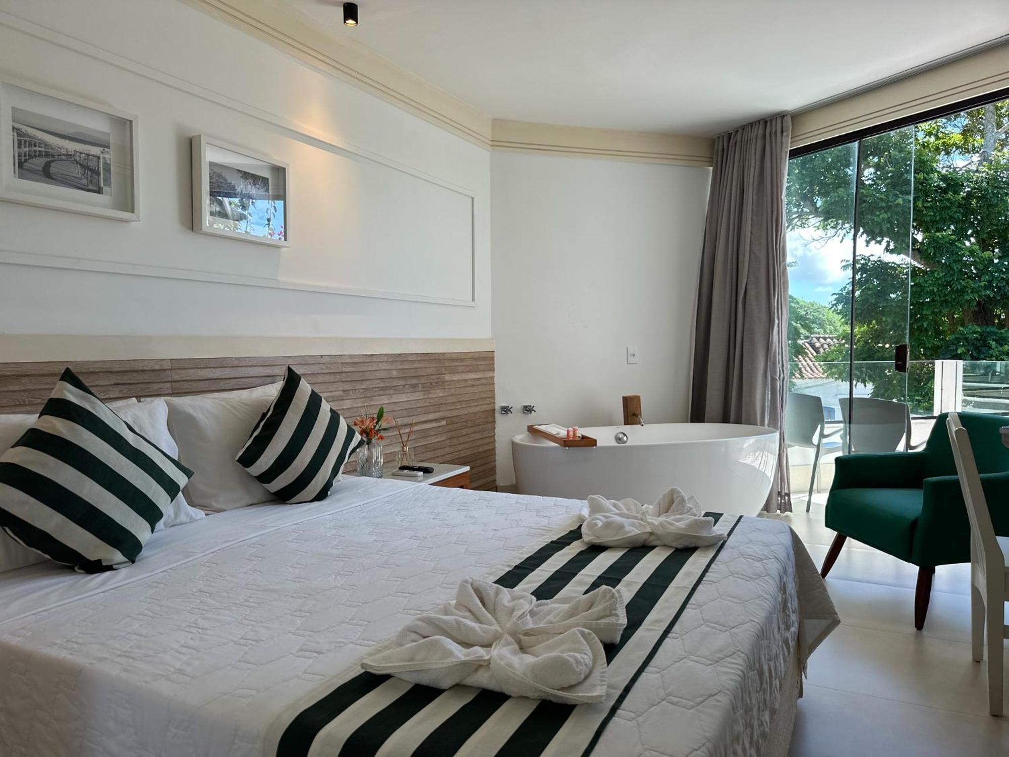 Passagem Concept Hotel E Spa Κάμπο Φρίο Εξωτερικό φωτογραφία A room at the hotel