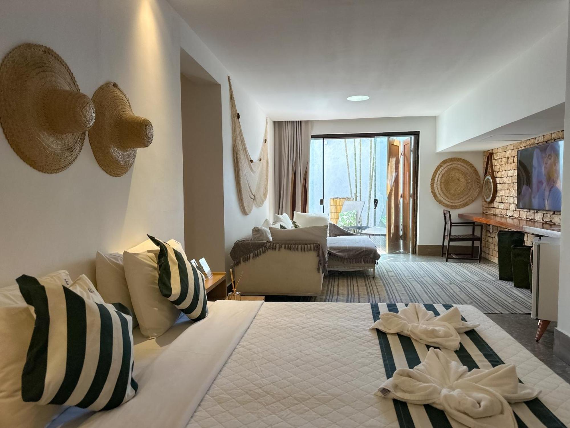 Passagem Concept Hotel E Spa Κάμπο Φρίο Εξωτερικό φωτογραφία A room at the hotel